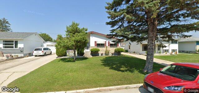 104 Macaulay Crescent（加拿大曼尼托巴省溫尼伯市）房屋照片