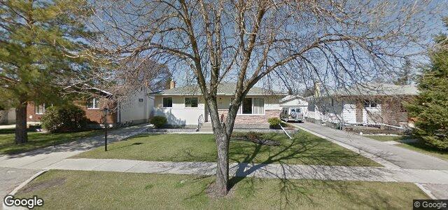 Larawan ng 112 Eade Crescent sa Winnipeg, Manitoba