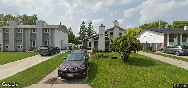 124 Callum Crescent（加拿大曼尼托巴省溫尼伯市）房屋照片