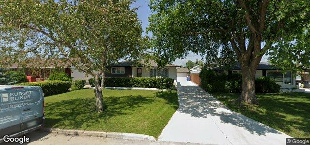 Photo of 124 Macaulay Crescent in Winnipeg, Manitoba