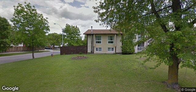 131 Bret Bay（加拿大曼尼托巴省溫尼伯市）房屋照片