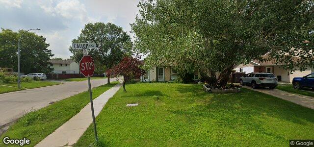 142 Callum Crescent（加拿大曼尼托巴省溫尼伯市）房屋照片