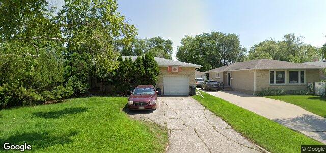 Larawan ng 153 De Graff Bay sa Winnipeg, Manitoba