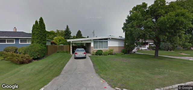 18 Vryenhoek Place（加拿大曼尼托巴省溫尼伯市）房屋照片