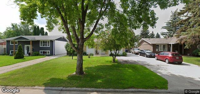 23 Edelweiss Crescent（加拿大曼尼托巴省溫尼伯市）房屋照片