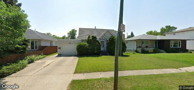 Photo of 288 Kingsford Avenue in Winnipeg, Manitoba