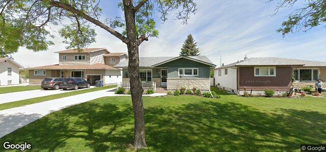 31 Pinecrest Bay（加拿大曼尼托巴省溫尼伯市）房屋照片