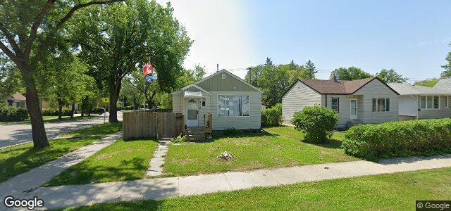 Larawan ng 310 Devon Avenue sa Winnipeg, Manitoba