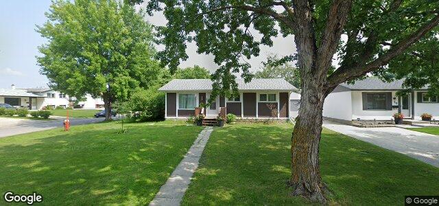 Photo of 34 Edelweiss Crescent in Winnipeg, Manitoba