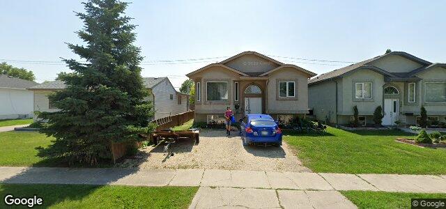 Photo of 370 Mckay Avenue in Winnipeg, Manitoba