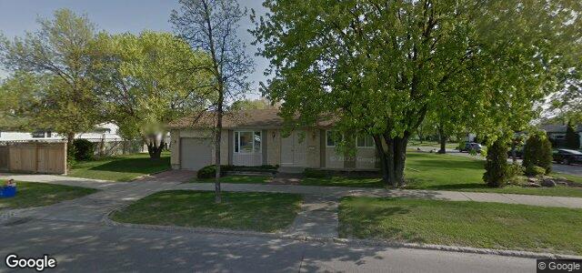 421 Donwood Drive（加拿大曼尼托巴省溫尼伯市）房屋照片