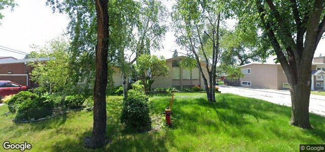 486 Mark Pearce Avenue（加拿大曼尼托巴省溫尼伯市）房屋照片