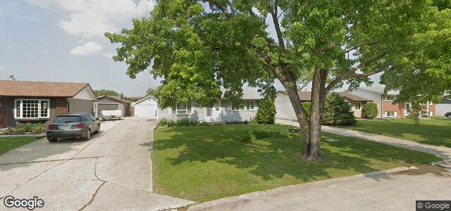 Photo of 67 Edelweiss Crescent in Winnipeg, Manitoba