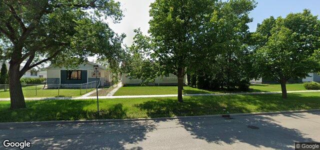 Photo of 750 Mcleod Avenue in Winnipeg, Manitoba