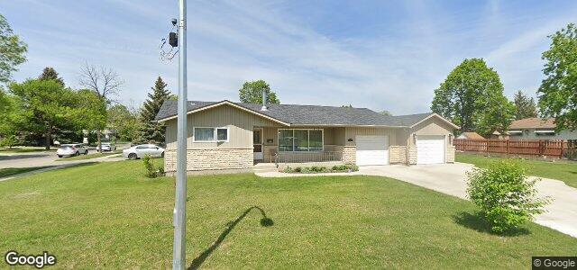 82 Pinecrest Bay（加拿大曼尼托巴省溫尼伯市）房屋照片