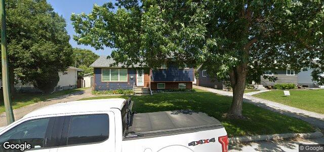 92 Macaulay Crescent（加拿大曼尼托巴省溫尼伯市）房屋照片