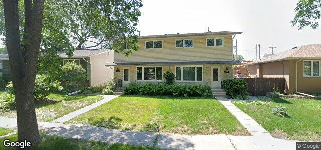 Photo of 212 Roberta Avenue in Winnipeg, Manitoba