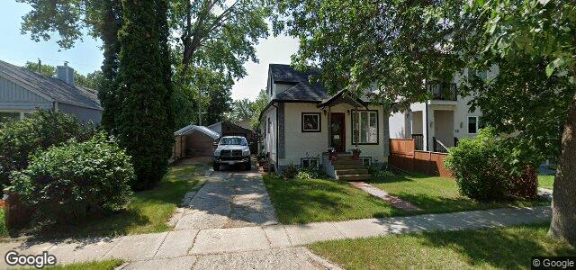 Photo of 236 Roberta Avenue in Winnipeg, Manitoba
