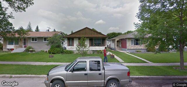 249 Oakview Avenue（加拿大曼尼托巴省溫尼伯市）房屋照片