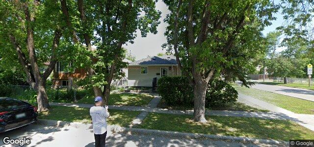 Photo of 299 Roberta Avenue in Winnipeg, Manitoba