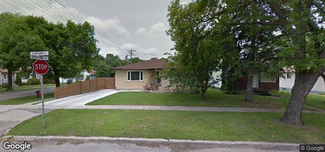 303 Dunrobin Avenue（加拿大曼尼托巴省溫尼伯市）房屋照片