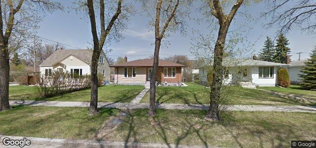 305 Helmsdale Avenue（加拿大曼尼托巴省溫尼伯市）房屋照片