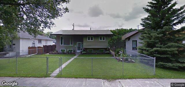 Photo of 340 Oakview Avenue in Winnipeg, Manitoba