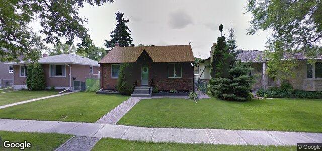 Photo of 350 Oakview Avenue in Winnipeg, Manitoba