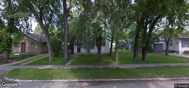 355 Oakview Avenue（加拿大曼尼托巴省溫尼伯市）房屋照片