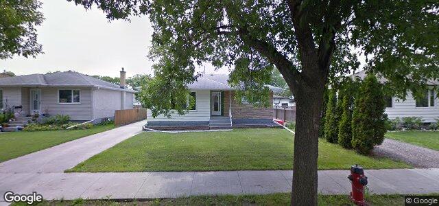 Photo of 416 Hazel Dell Avenue in Winnipeg, Manitoba
