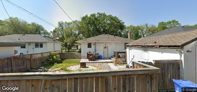 443 Oakview Avenue（加拿大曼尼托巴省溫尼伯市）房屋照片