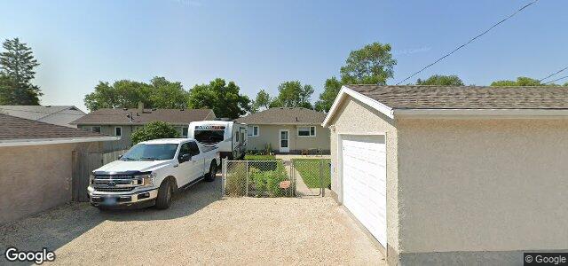 449 Helmsdale Avenue（加拿大曼尼托巴省溫尼伯市）房屋照片