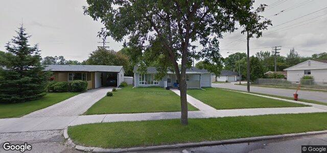 Photo of 502 Oakview Avenue in Winnipeg, Manitoba