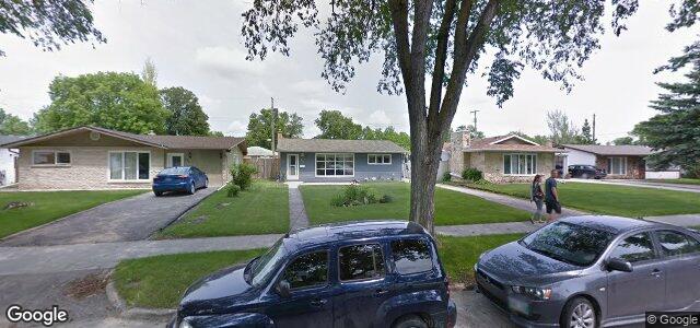 Photo of 577 Oakview Avenue in Winnipeg, Manitoba