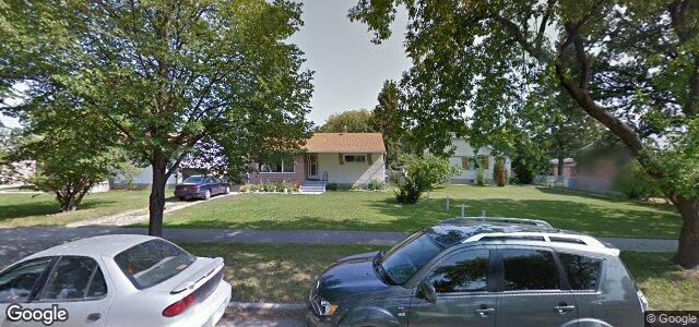 673 Helmsdale Avenue（加拿大曼尼托巴省溫尼伯市）房屋照片