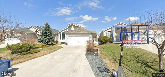 10 Bedard Crescent（加拿大曼尼托巴省溫尼伯市）房屋照片