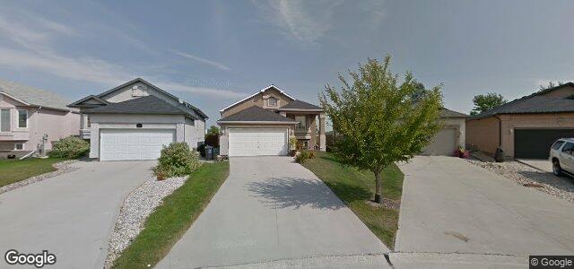 Photo of 115 Burke Bay in Winnipeg, Manitoba