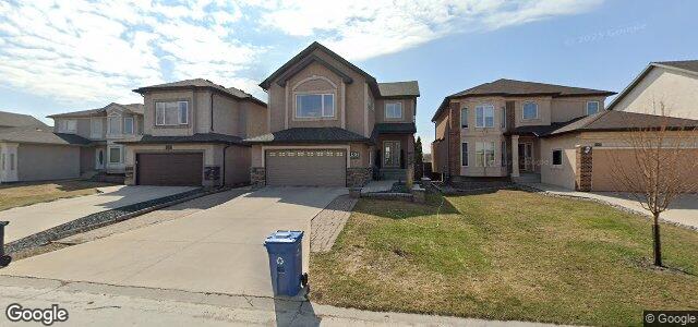Larawan ng 136 Bridgetown Drive sa Winnipeg, Manitoba