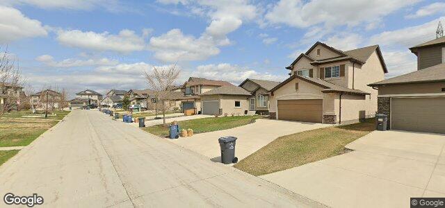 122 Tallgrass Crescent（加拿大曼尼托巴省溫尼伯市）房屋照片