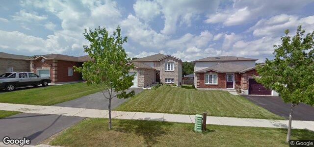 28 Snowy Owl Crescent（加拿大曼尼托巴省溫尼伯市）房屋照片