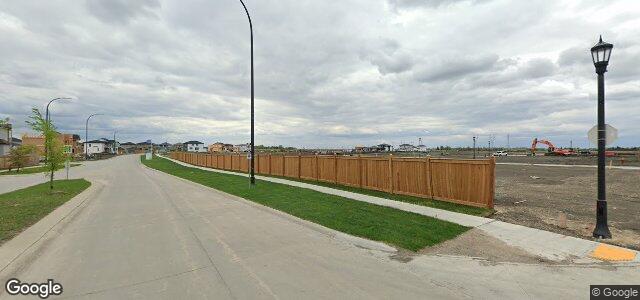 339 Yellow Moon Crescent（加拿大曼尼托巴省溫尼伯市）房屋照片