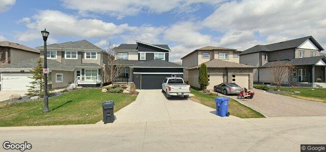 Photo of 7 Snowberry Circle in Winnipeg, Manitoba
