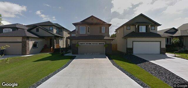 75 Coneflower Crescent（加拿大曼尼托巴省溫尼伯市）房屋照片