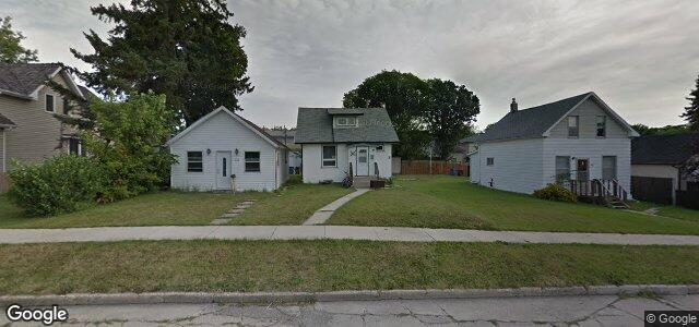 Photo of 133 Newton Avenue in Winnipeg, Manitoba