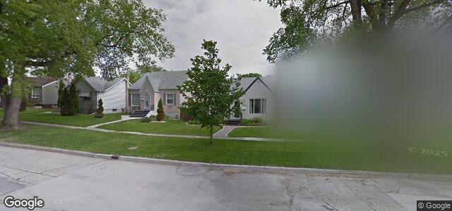 135 Tait Avenue（加拿大曼尼托巴省溫尼伯市）房屋照片