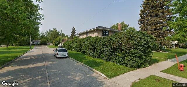 Photo of 146 Mcadam Avenue in Winnipeg, Manitoba