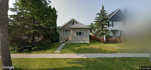 Larawan ng 152 Seven Oaks Avenue sa Winnipeg, Manitoba