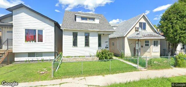 Photo of 1189 Selkirk Avenue in Winnipeg, Manitoba
