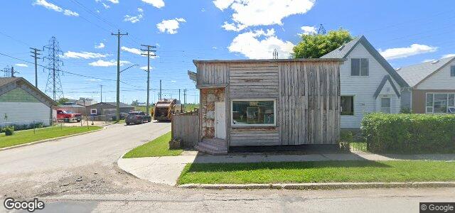 Photo of 1194 Selkirk Avenue in Winnipeg, Manitoba