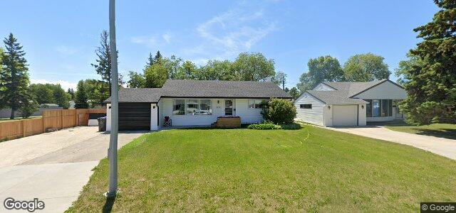 Photo of 102 Garrioch Avenue in Winnipeg, Manitoba